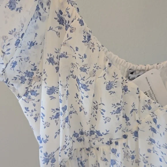 White Birch Maxi Dress - Picture 2 of 8